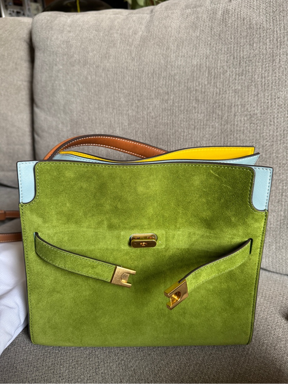 Tory Burch Lee Radziwill Runway Green Suede - Picture 4 of 5